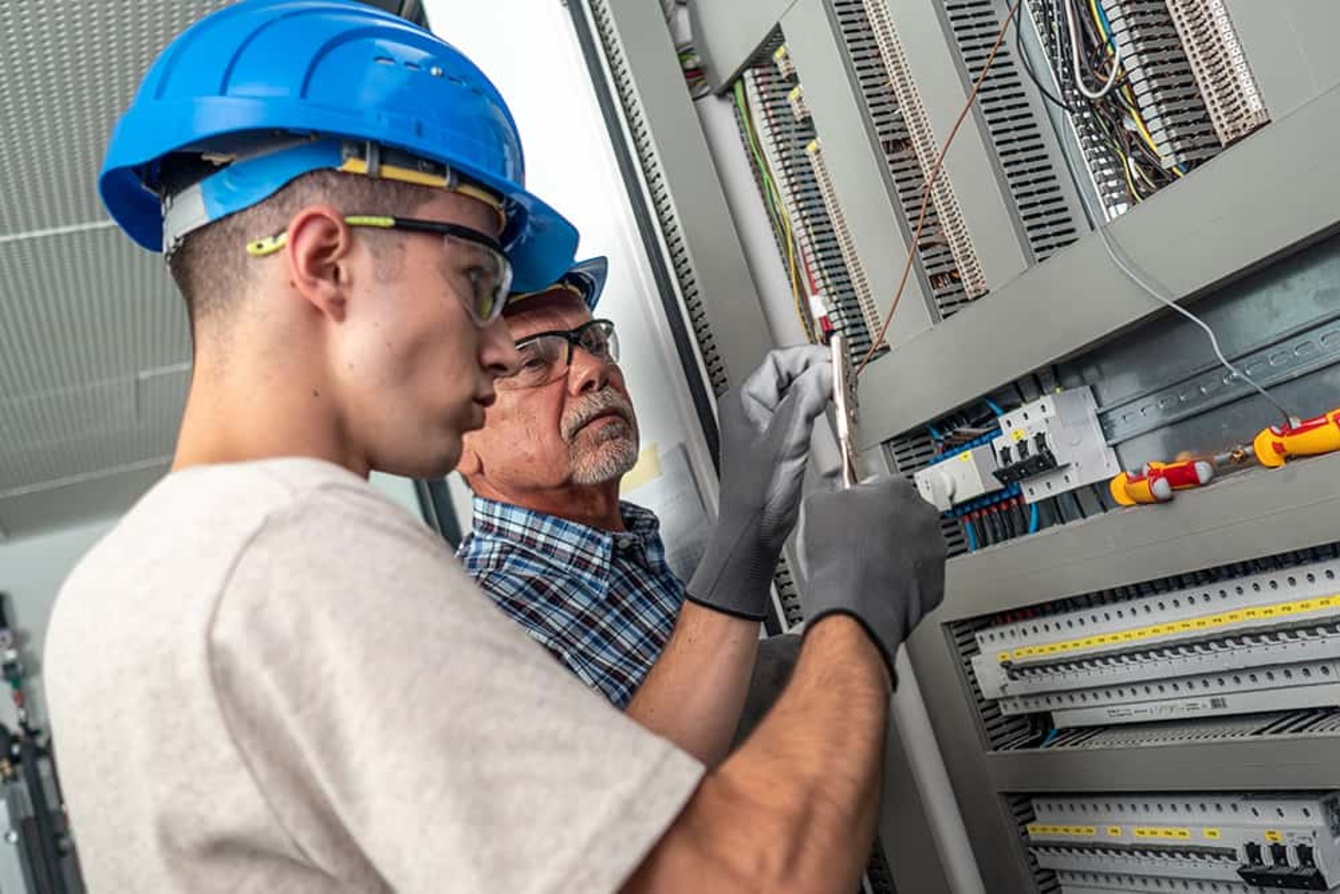 Ausbildung bei SES Schleusinger Elektro-Service GmbH in Schleusingen