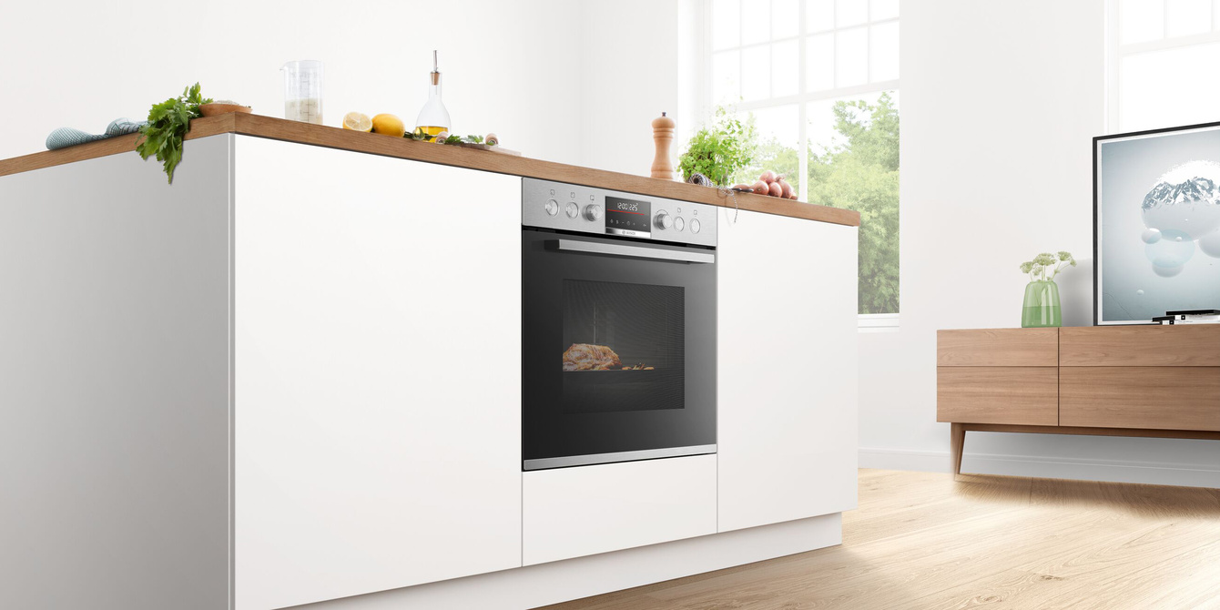 Backöfen und Herdsets bei SES Schleusinger Elektro-Service GmbH in Schleusingen
